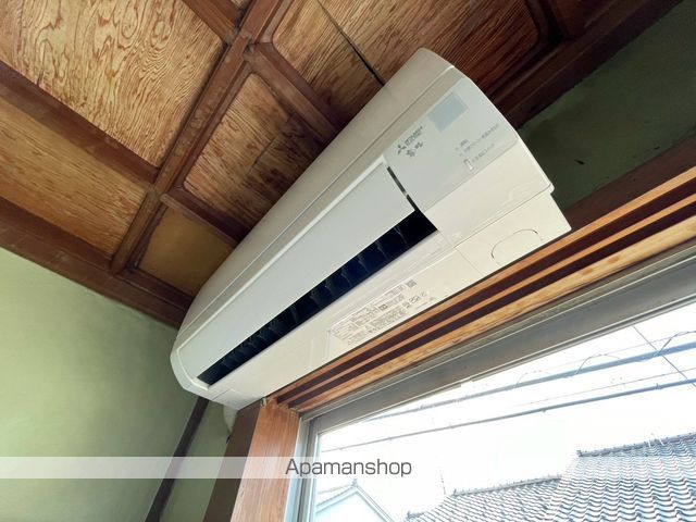 射水市中新湊10-5戸建の内装写真