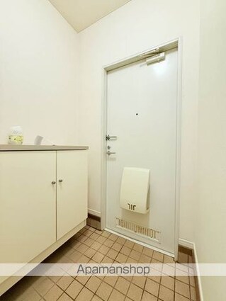 セントレージ三本柳　Ｎ[3DK/62.63m2]の玄関