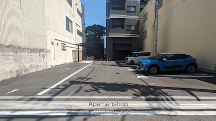 Ｍａｙｆａｉｒ千舟通Ｐｒｅｍｉｕｍ[1LDK/33.4m2]の駐車場