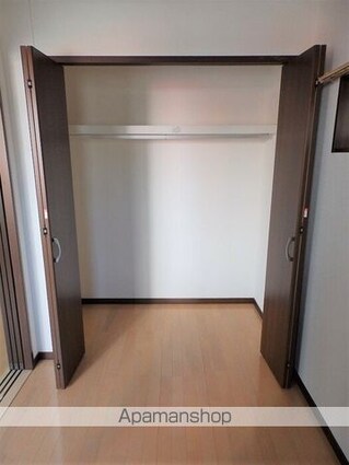 ラ・フォート己斐本町[1LDK/35.52m2]の収納