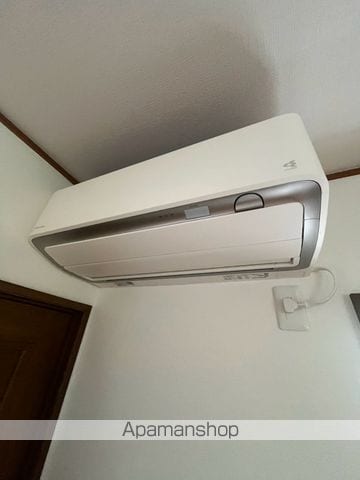 腰越貸家の内装写真