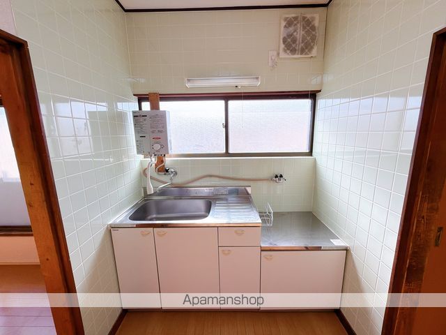 加賀屋米菓アパートの内装写真
