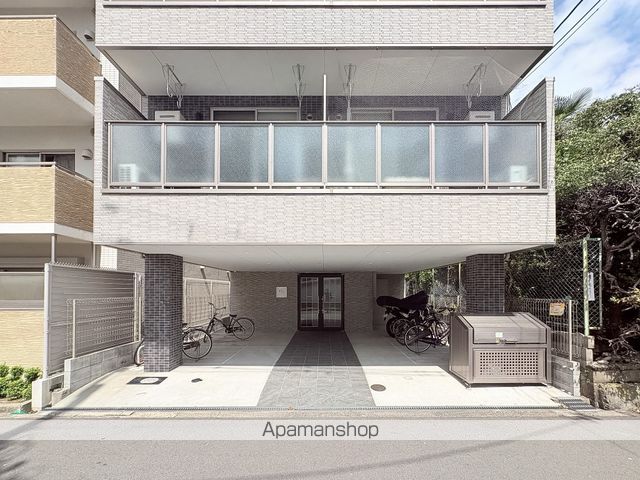ES ABIKOの玄関写真