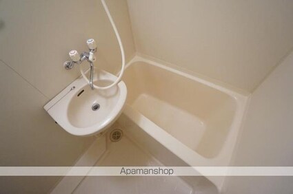 レーベン池田第六ビル[1R/27.16m2]のバス