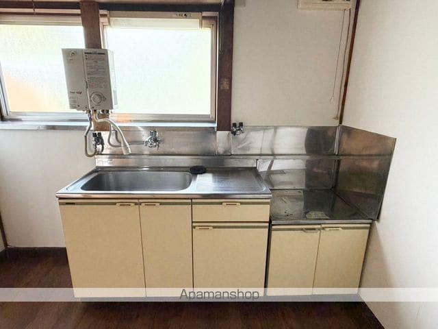 徳永保友様貸家の内装写真