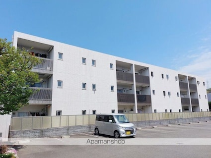 ＬＵＸＵＲＹ　ＭＡＮＳＩＯＮ[2LDK/51.97m2]の外観