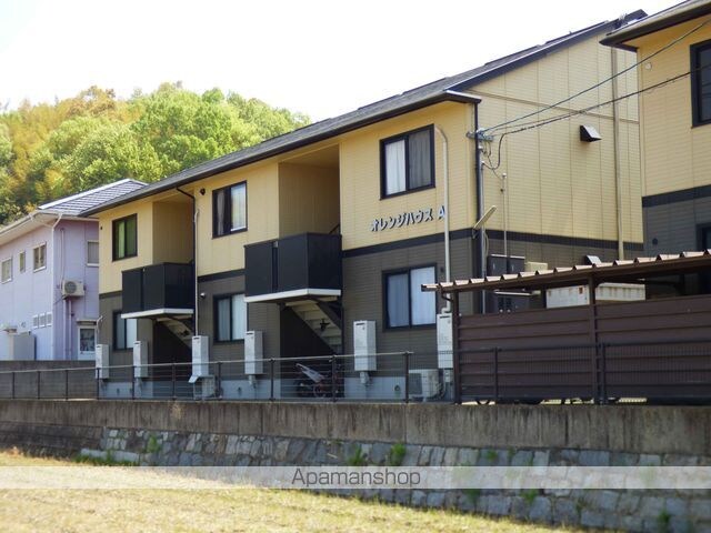 オレンジハウス　Ａ棟[2LDK/50.38m2]の外観2