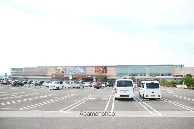 和歌山県和歌山市福島[2DK/59.46m2]の駐車場2
