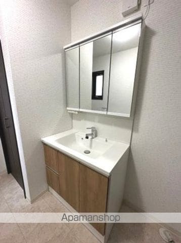 和歌山市 2階建 築9年の内装写真