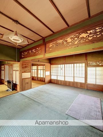 高松琴平電鉄琴平線 栗熊駅 徒歩49分 2階建 築77年の内装写真
