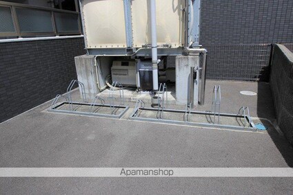 ＬＵＳＴ　ＹＡＮＡＩＭＡＣＨＩ　Ⅱ[1K/33.53m2]の共用部1