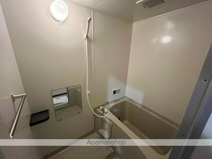 ユリシス[1R/29.26m2]のバス