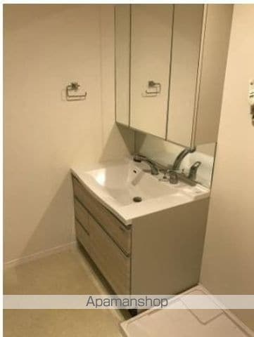 エグゼ博多コンドミニアムの内装写真