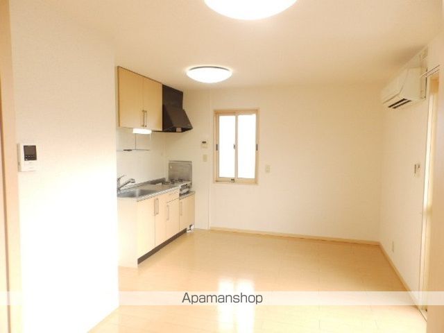 インペリアル神原 A棟の内装写真
