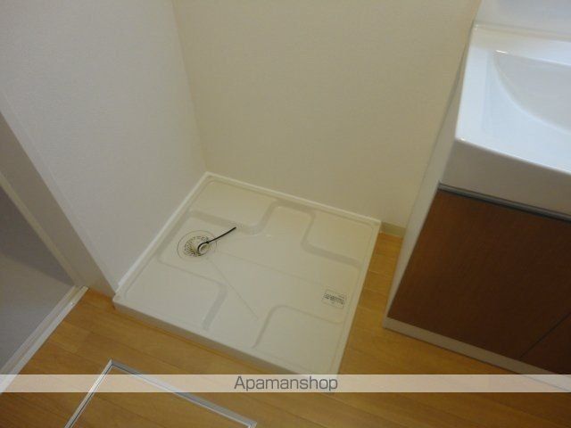 WING 010の内装写真