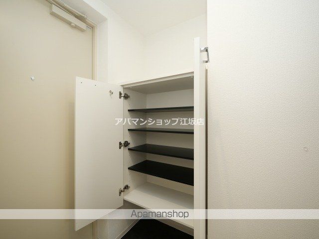 セレニテ江坂グランデの内装写真
