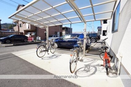 ネオハウスマツバラ　Ａ・Ｂ・Ｃ棟[3LDK/66.8m2]の駐車場1