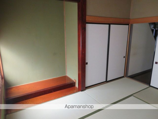 盛岡市 2階建 築39年の内装写真
