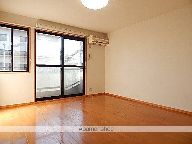 ストークの内装写真