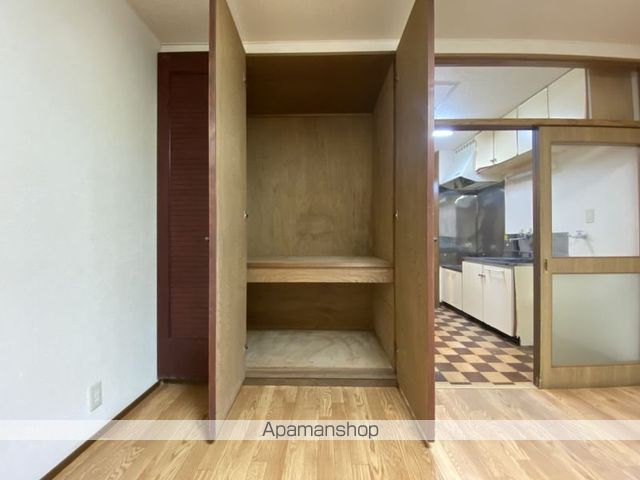 インテリア陣川の内装写真