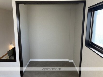 シャーロット葛島[1R/28m2]の収納