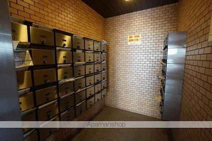 ハイシティ松山[2LDK/66.15m2]の共用部1