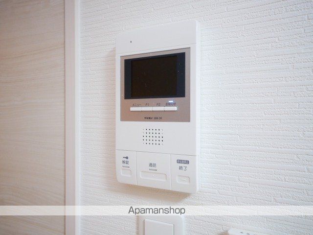 クレステージ西岡の内装写真