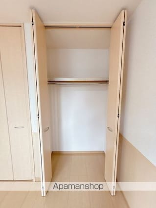 千葉県千葉市若葉区高品町[1K/26.93m2]の収納