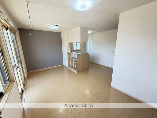 コリーヌ寿の内装写真