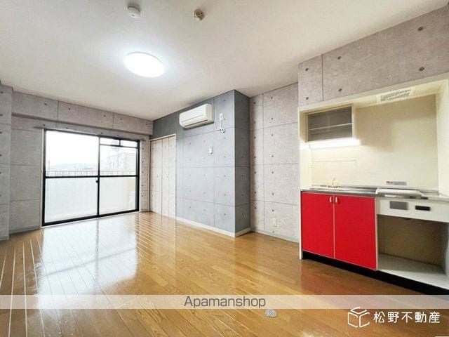 エクセル栗林の内装写真