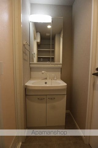 GlanZ 六ツ門の内装写真