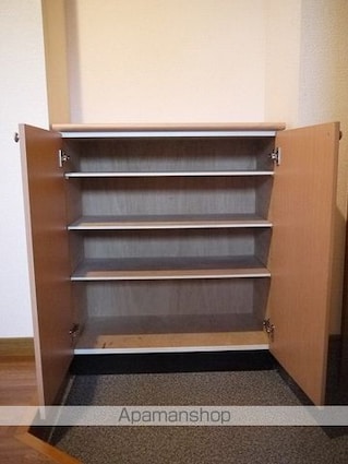 メゾーネ・ハナムラ[2DK/43.69m2]の玄関