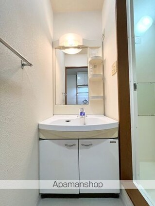 和歌山県和歌山市小松原５丁目[1K/27m2]の洗面所