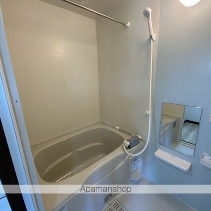 ラフィネ新井[1K/29.78m2]のバス