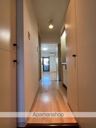 モイスンコート[1R/18.09m2]の玄関