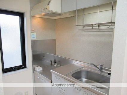 エスメラードＣ[2K/35m2]のキッチン