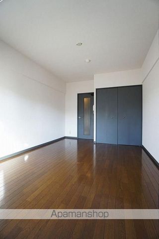 ピュアドームヴィアーレ博多の内装写真