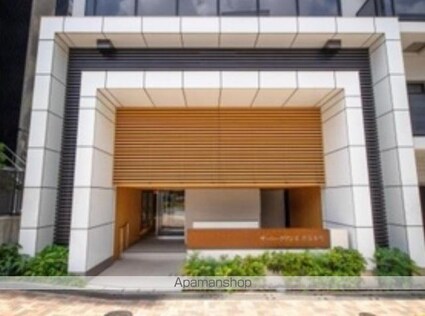 東京都渋谷区本町３丁目[1DK/33.24m2]のエントランス