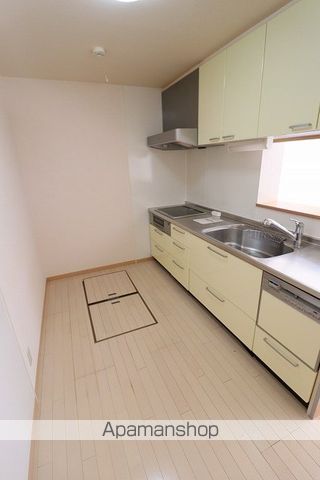 リビングタウン三ッ木 ABの内装写真