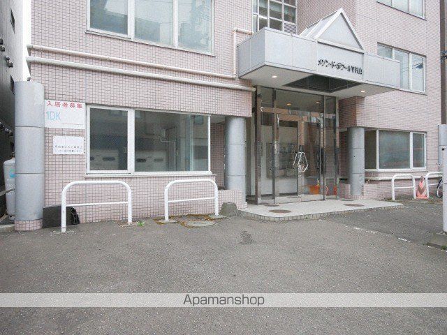 メゾンドボワール円山の玄関写真