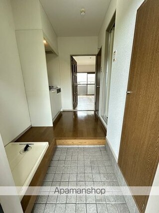 グレイス・コート樹木[1K/24.84m2]の玄関