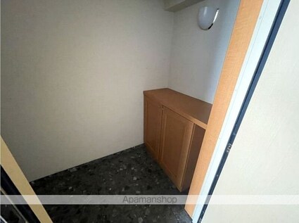 千葉県柏市しいの木台３丁目[2LDK/66.66m2]の玄関