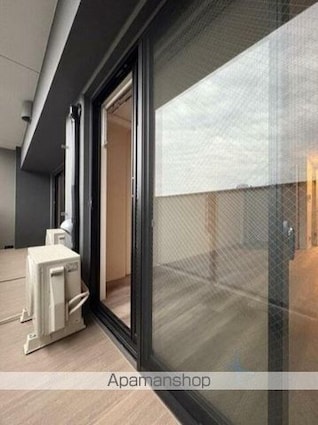 ＲＯＯＴｓ　Ｓｈｉｎｊｕｋｕ　Ｗａｋａｍａｔｓｕｃｈｏ[1K/30.55m2]のバルコニー