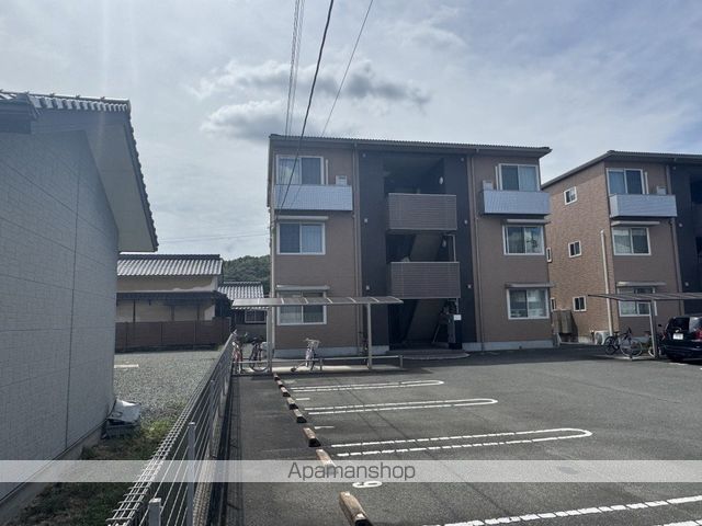 フェザンレーヴ A棟の外観写真