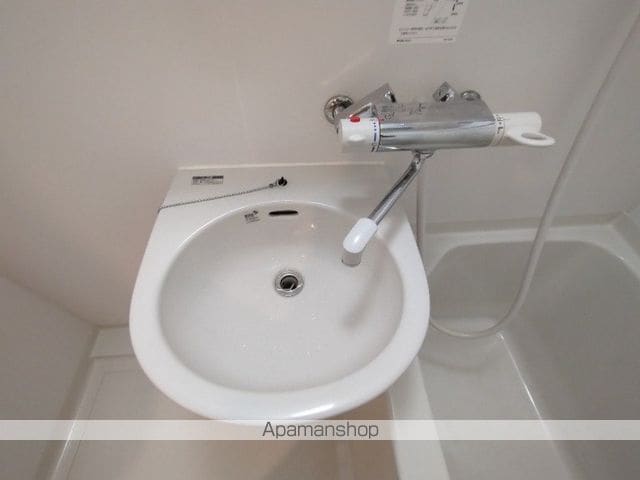 クレイシア両国の内装写真
