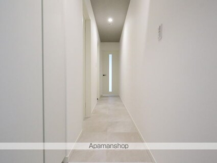 Ｃｅｌｅｎｅｓｔ高岳[2LDK/62.5m2]の玄関