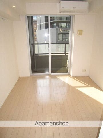 ファーストリアルタワー新宿の内装写真