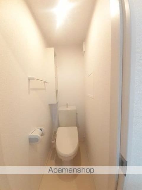 和歌山県和歌山市手平５丁目[1K/26.08m2]のトイレ