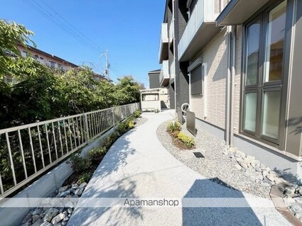 滋賀県長浜市八幡中山町[2LDK/61.9m2]のエントランス