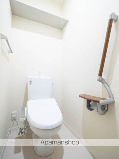 和歌山県和歌山市太田３丁目[2LDK/58.9m2]のトイレ